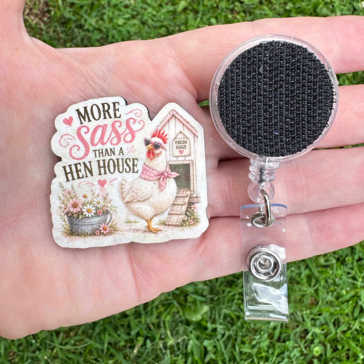 Hen House Sass Interchangeable Badge Button with Reel Option