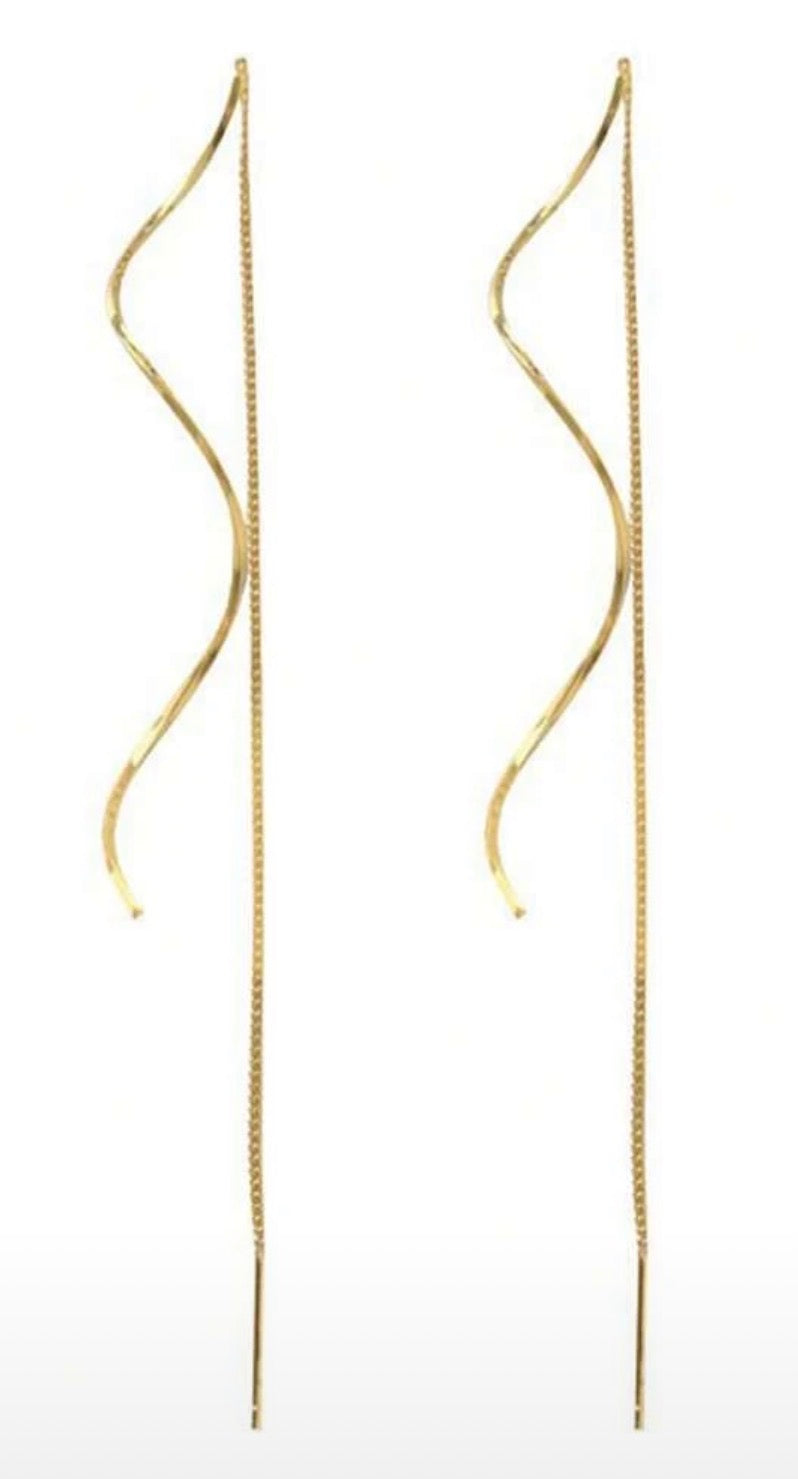 Curved Wave Tassel Earrings