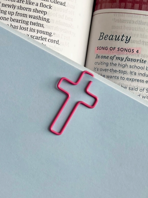 Pink Cross Paperclips