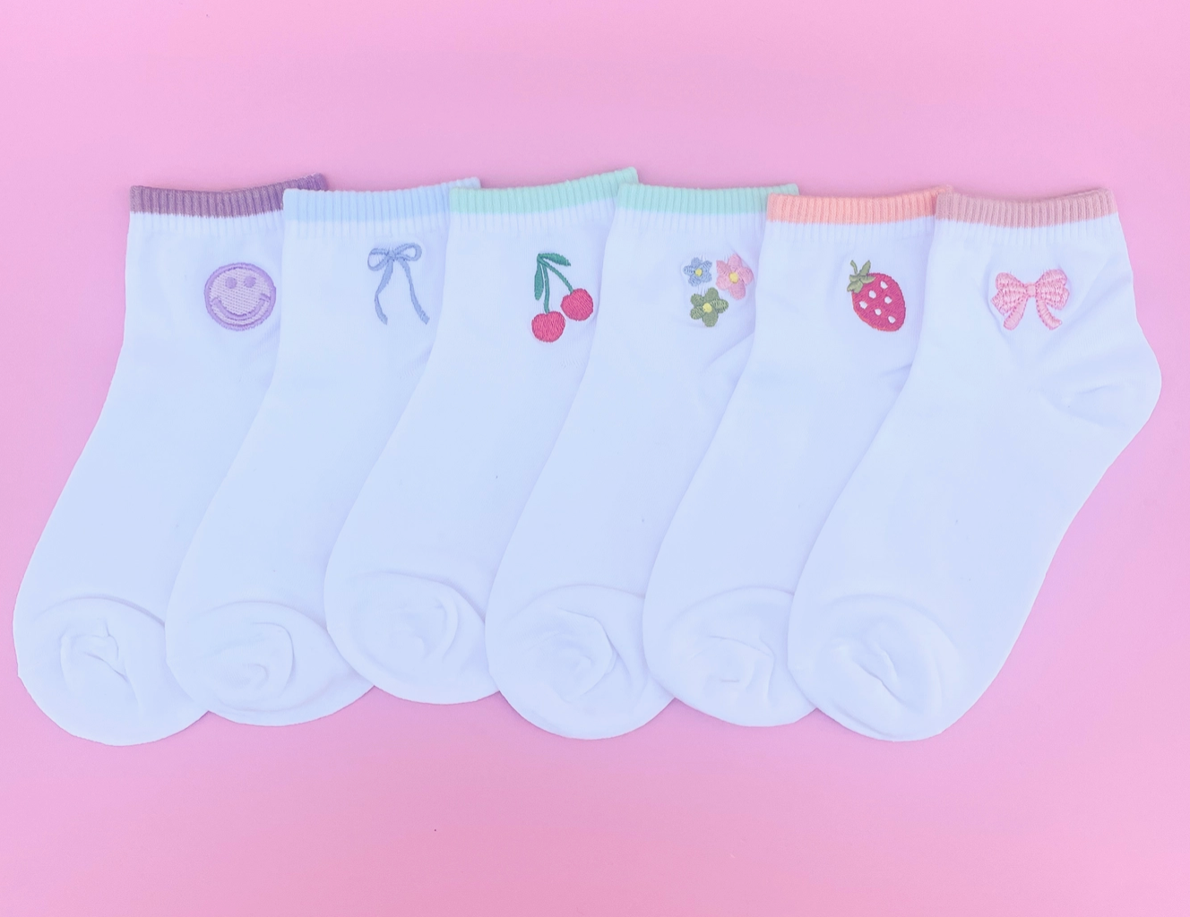 Embroidered Ankle Socks