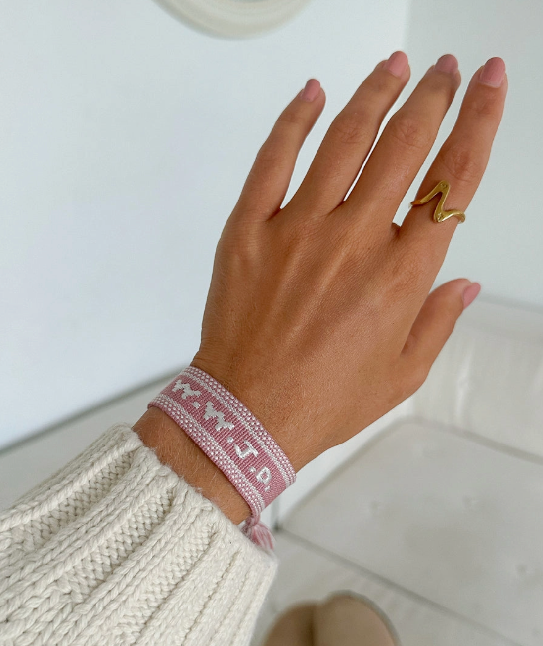 Pink Wwjd Embroidered Bracelet
