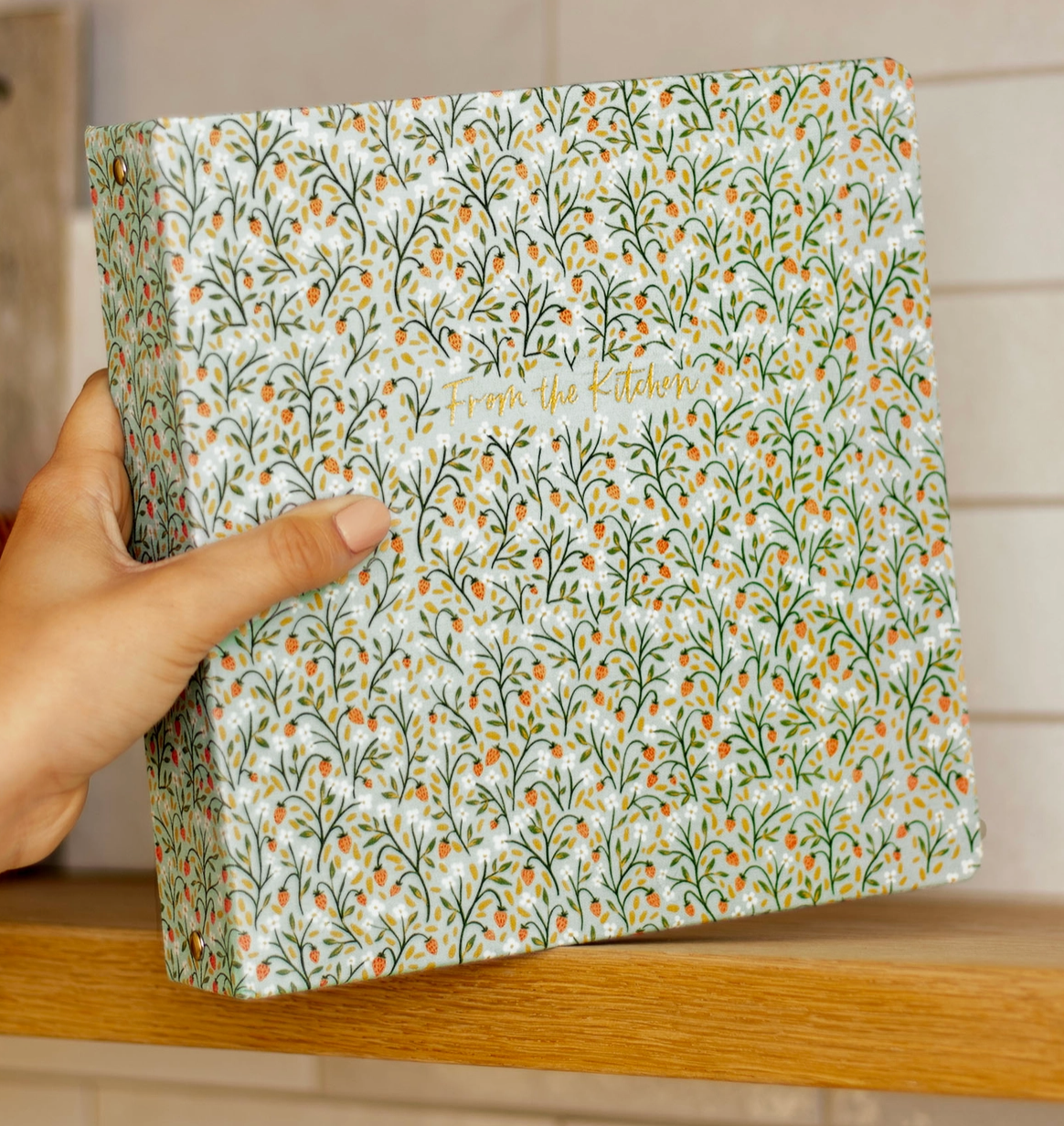 Strawberry Meadow Petite Recipe Binder