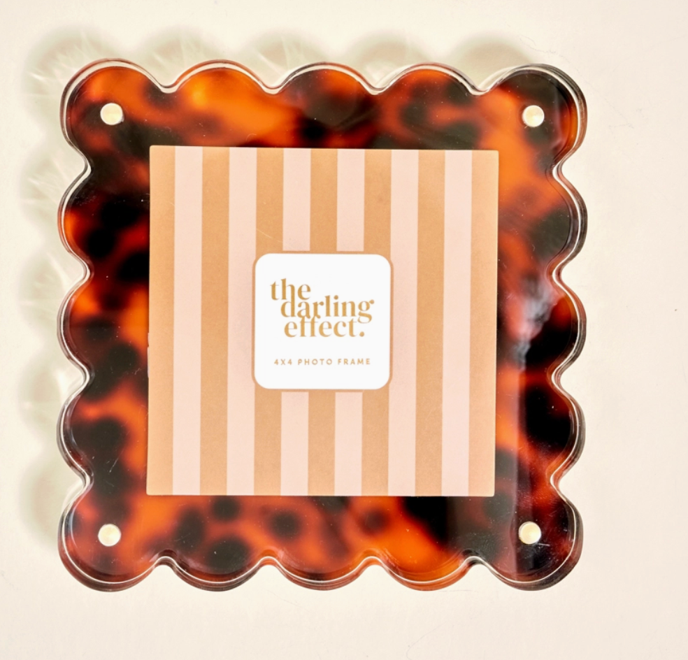 Square Scalloped Acrylic Frame
