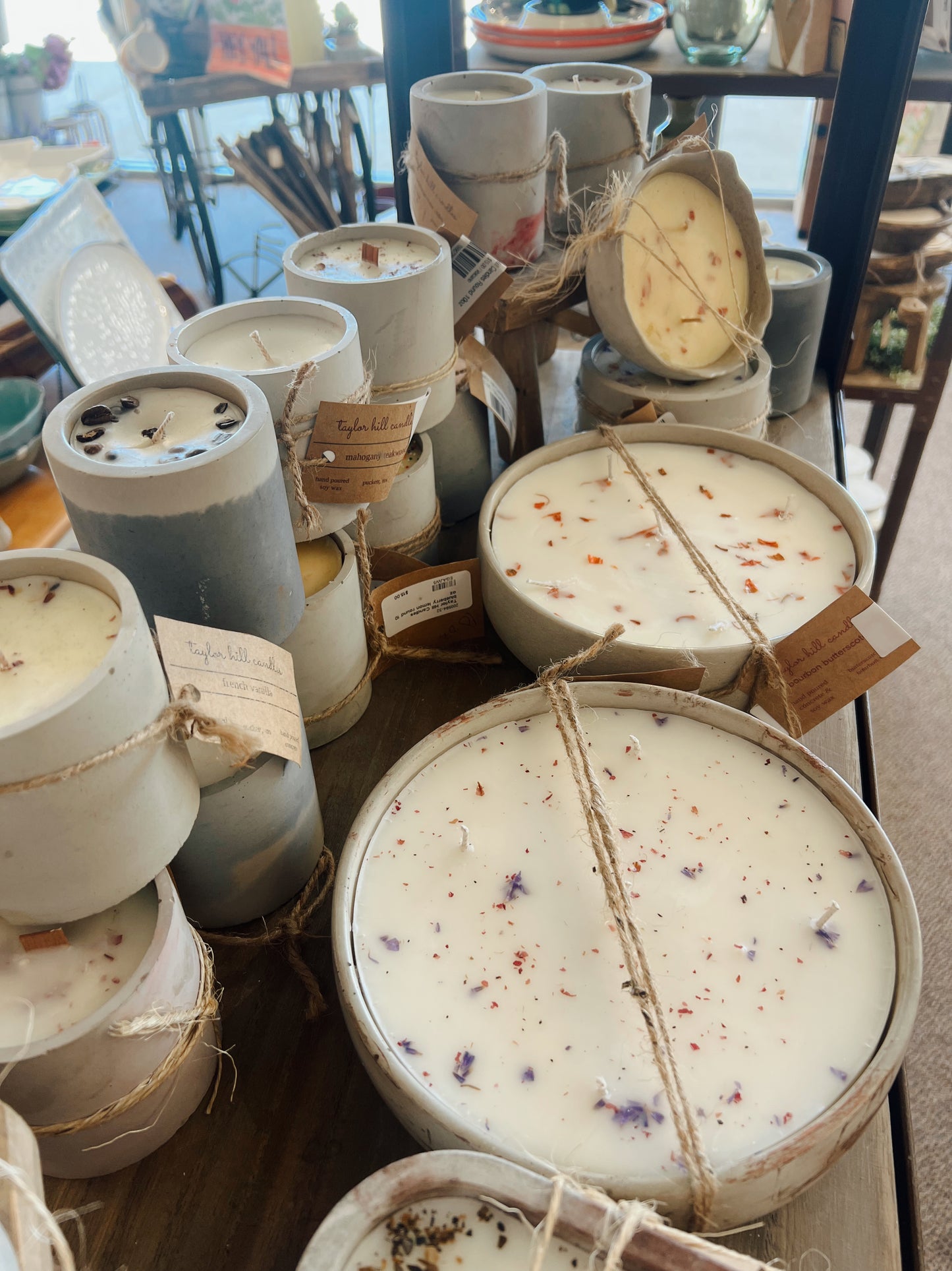 Taylor Hill Candles 4 Wick