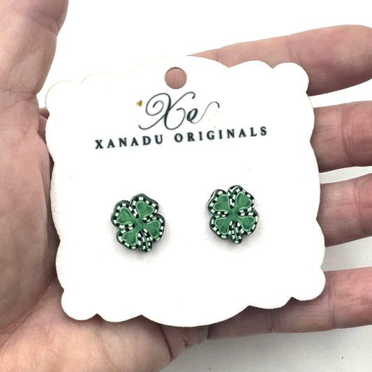 STUD Shamrock With Post