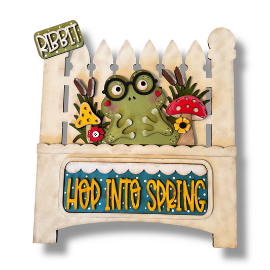 Interchangeable Picket Fence Leaner $50 4-16-26 6:00-8:00