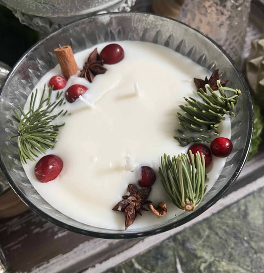 Holiday Candle Making Class $40 11-18-25 6:00-8:00