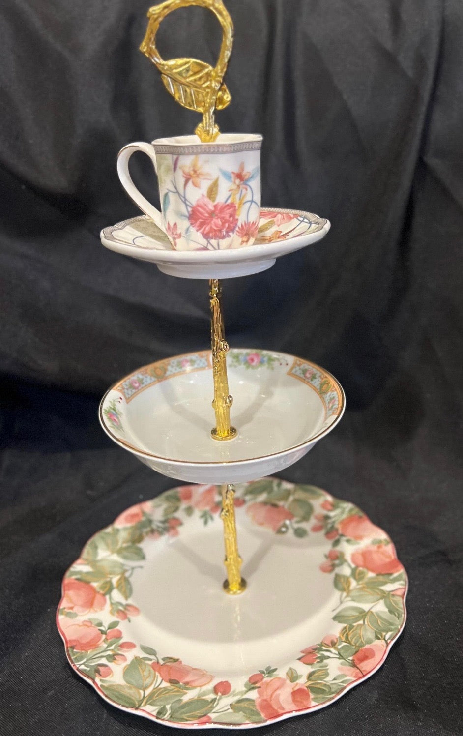 Vintage Tiered Stand  $45 2-26-26  6:00-8:00