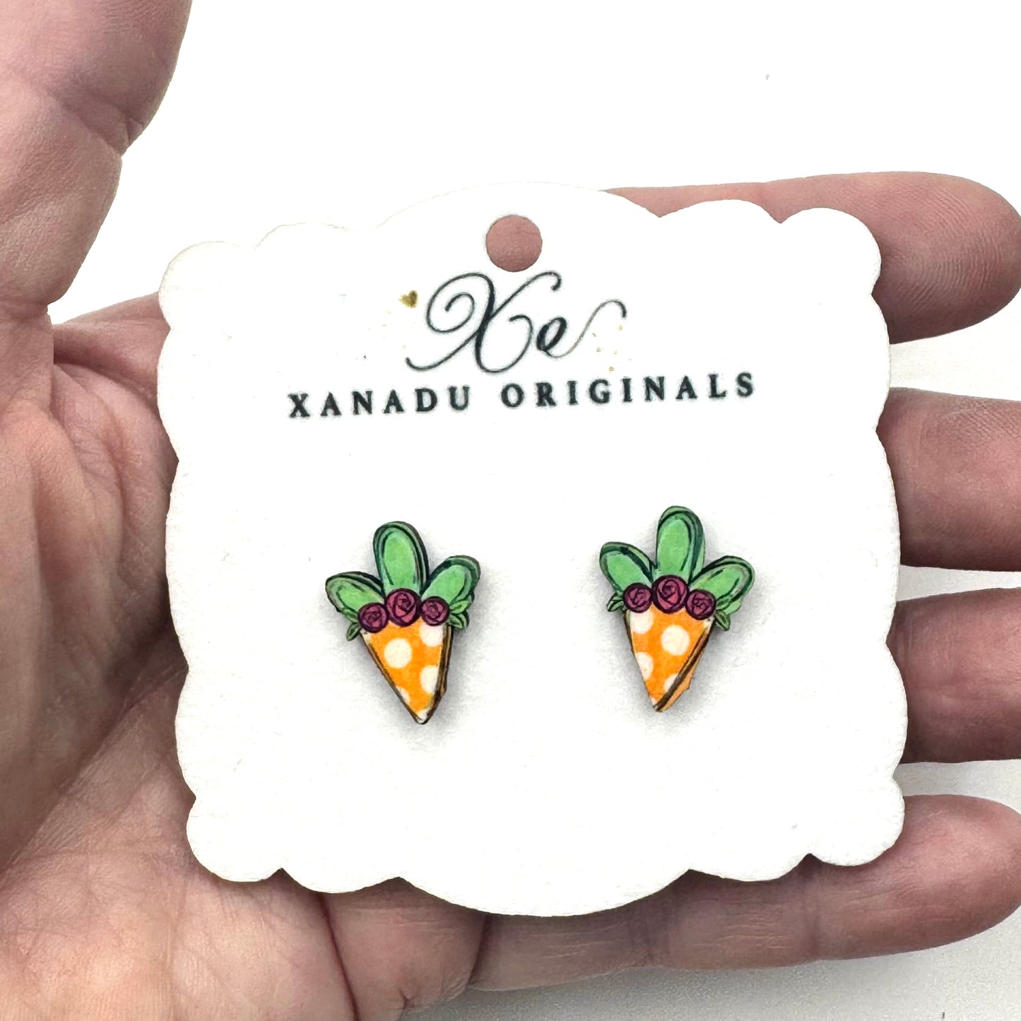 STUD Whimsical Flower Carrot With Post