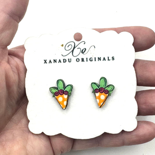 STUD Whimsical Flower Carrot With Post