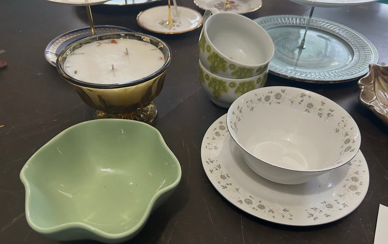 Vintage Glass Candle Class $35 3-26-26 6:00-8:00