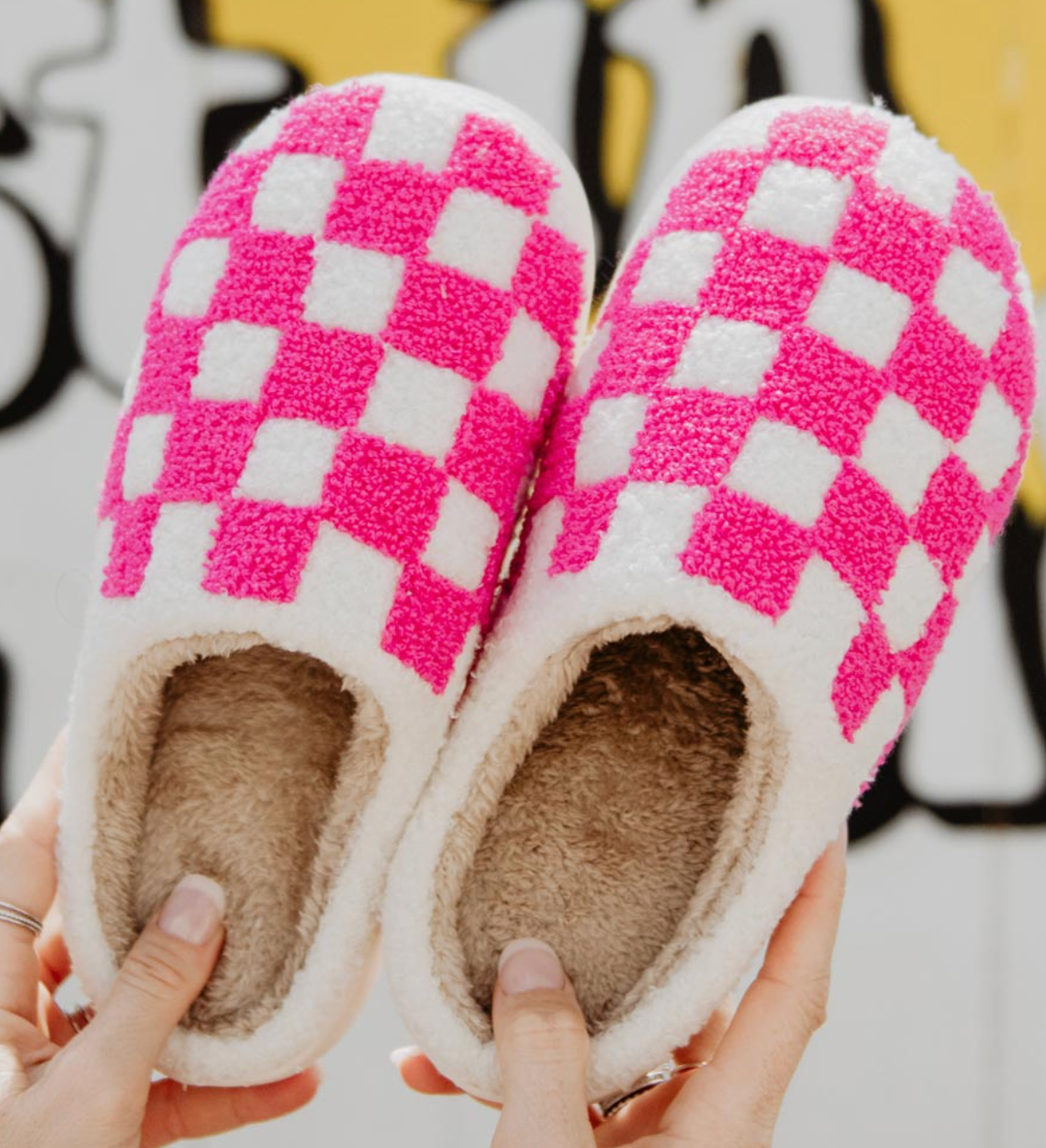 Hot Pink Checkered Pattern Slippers