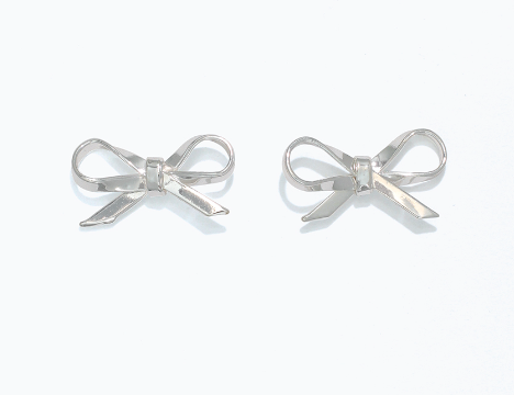 Polished Bow Cuties Earrings