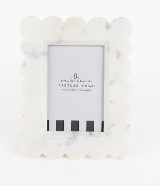 White Scalloped Marble 4x6 Picture Frame