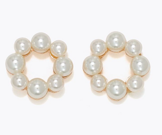 Open Circle Pearls Earrings