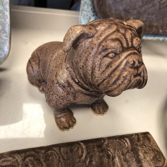 Mo Pottery Bulldog